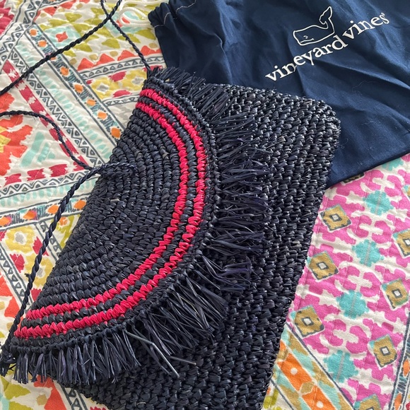 Vineyard Vines Straw Crossbody EUC - Picture 1 of 3